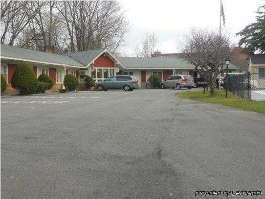 Berkshire Inn Pittsfield Esterno foto